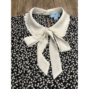 Women’s Collared Bow Blouse Size Large With Puff Sleeves Black & White Floral